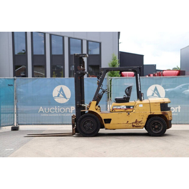 1995 Caterpillar DP45-45580104