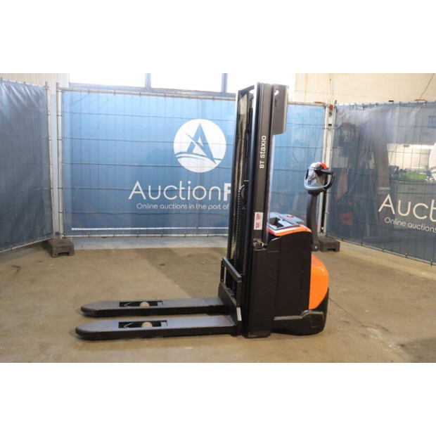 2018 Toyota SWE 120-45580163