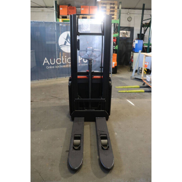 2018 Toyota SWE 120-45580169