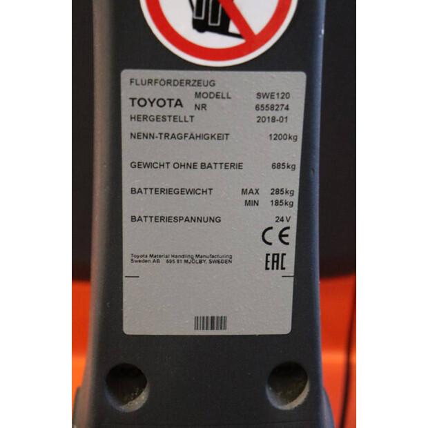 2018 Toyota SWE 120-45580178