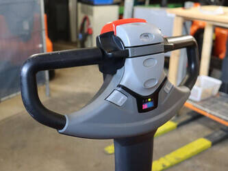 2018-toyota-swe-120-45580182