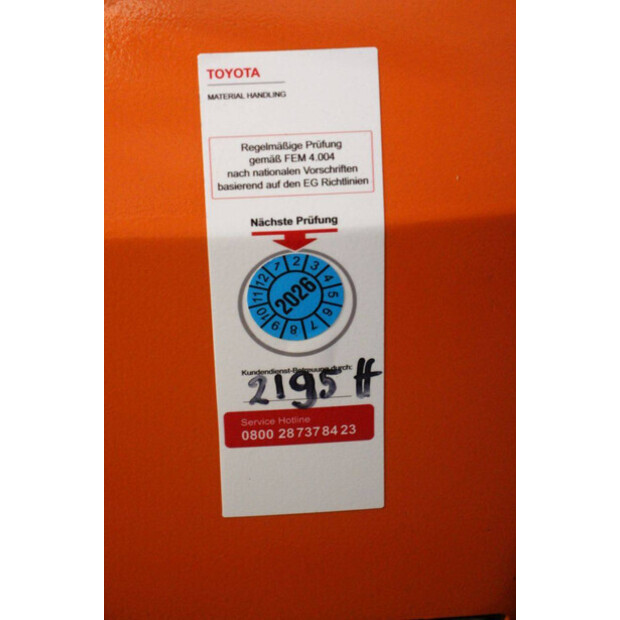 2017 Toyota SWE140L-45580445