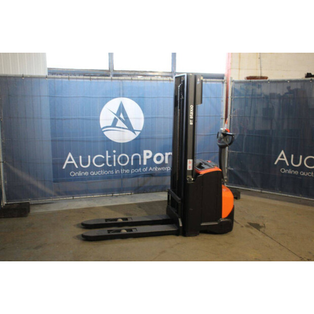 2018 Toyota SWE120-45580505