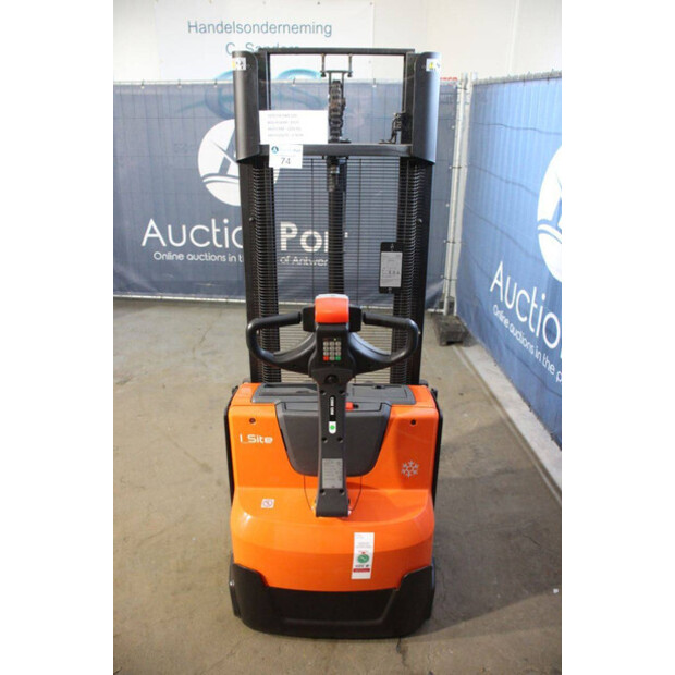 2018 Toyota SWE120-45580508