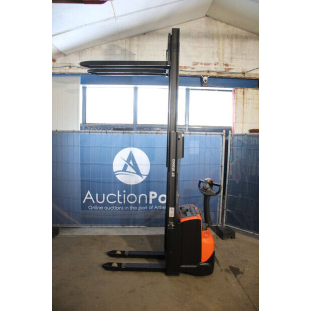 2018 Toyota SWE120-45580524