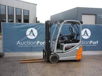 صورة ل رافعات 2018 ستيل RX 20-18 للبيع في ألمانيا