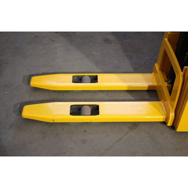 2015 Jungheinrich EJC 216-45580602