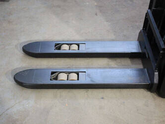 2020-toyota-spe120-1425106-45580652