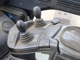 2016-linde-e25l-01-1425110-45580765