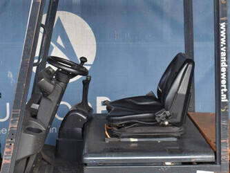 2000-still-r20-16-1425113-45580883