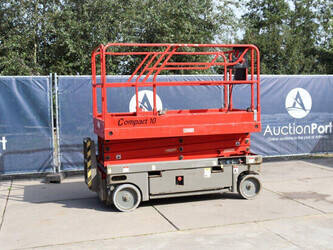 صورة ل رافعات مقصية 2013 هولوت COMPACT 10