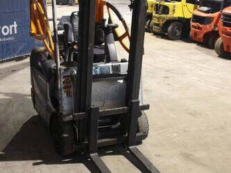 2004-still-rx-50-10-1425127-45581343