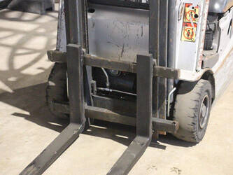 2004-still-rx-50-10-1425127-45581347