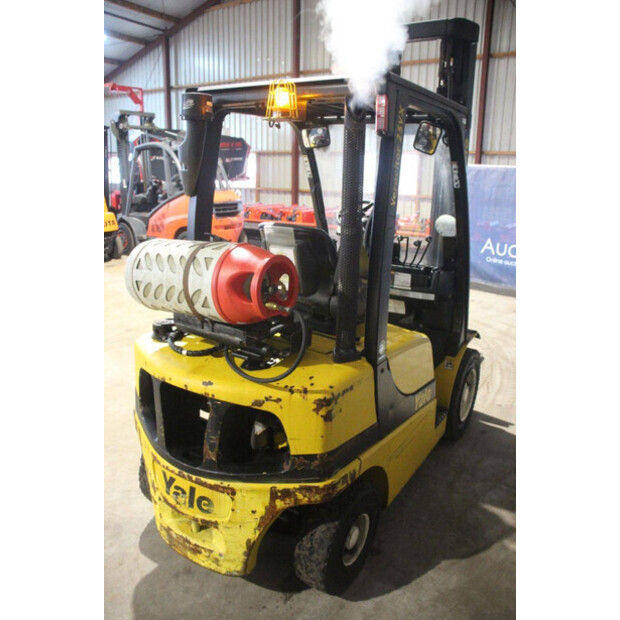 2017 يال GLP25VX-45581566