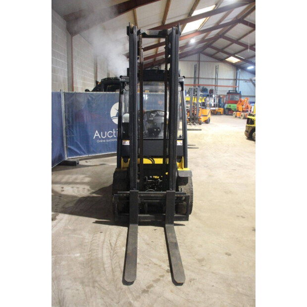 2017 يال GLP25VX-45581568