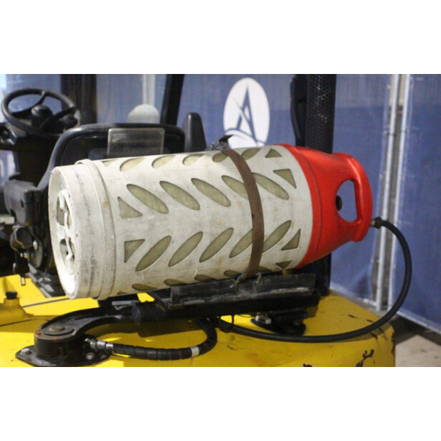 2017 يال GLP25VX-45581577