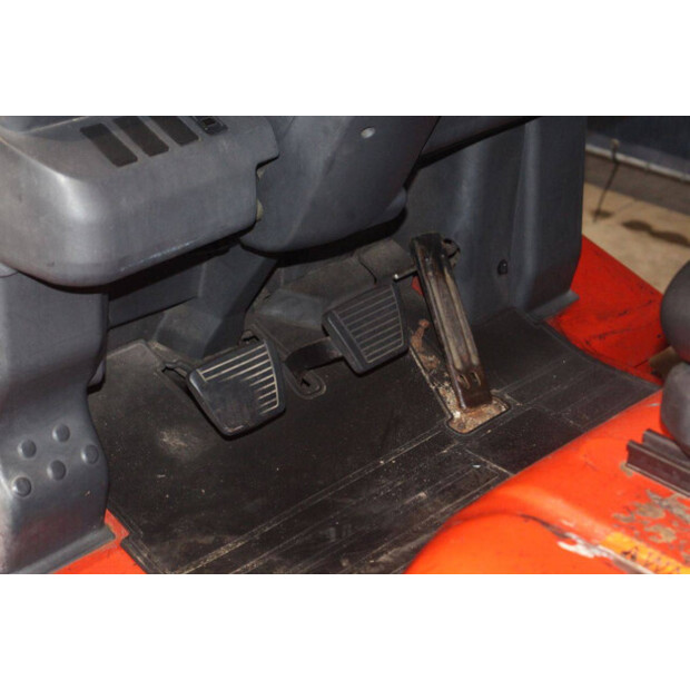 2008 NISSAN UG1D2A32LQ-45581708