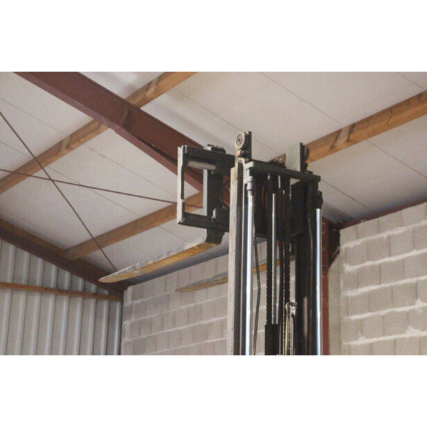 2008 NISSAN UG1D2A32LQ-45581717