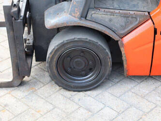 2014-linde-e16-01-1425139-45581731