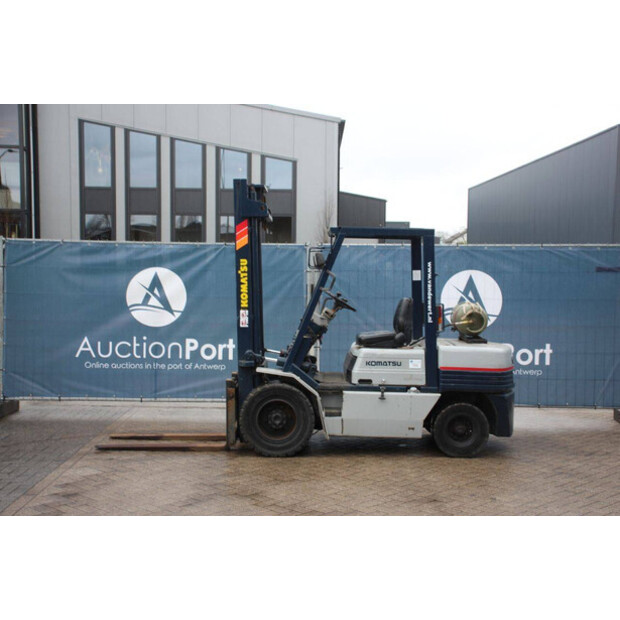 1990 كوماتسو FG 30-11-45581779