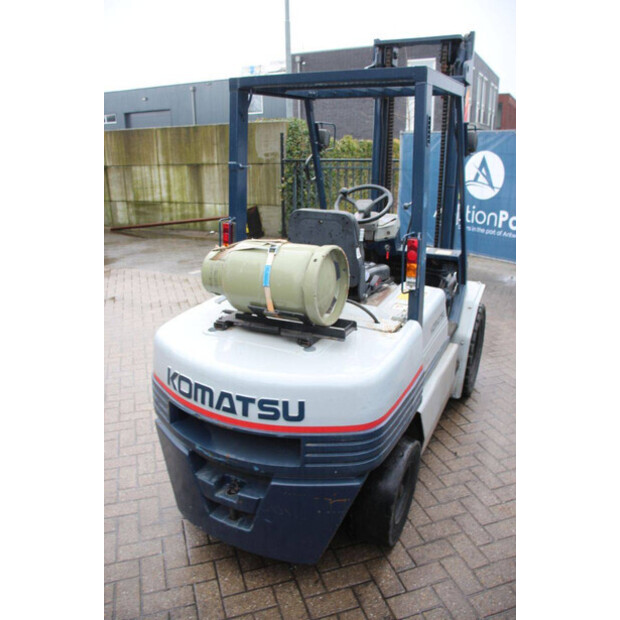 1990 كوماتسو FG 30-11-45581782