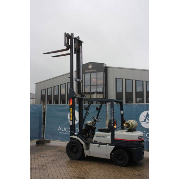 1990 كوماتسو FG 30-11-45581808