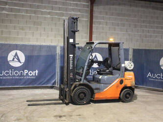 صورة ل رافعات شوكية 2008 تويوتا 02-8FGF25