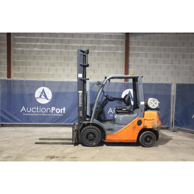 2008 تويوتا 02-8FGF25-45581811