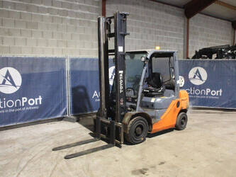 2008-toyota-02-8fgf25-1425142-45581817