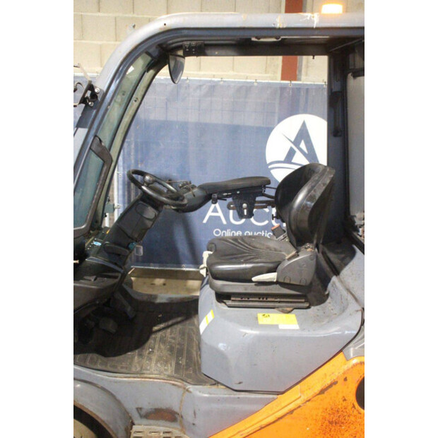 2008 تويوتا 02-8FGF25-45581830