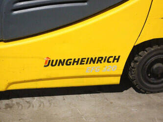 2010-jungheinrich-efg-320-1425144-45581885