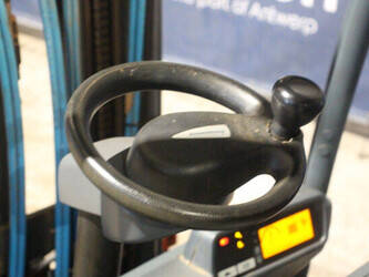 2010-jungheinrich-efg-320-1425144-45581893