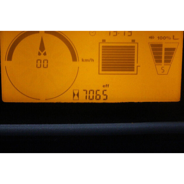 2010 Jungheinrich EFG 320-45581897