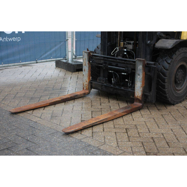 2011 Hyster H2.0FT-45581910