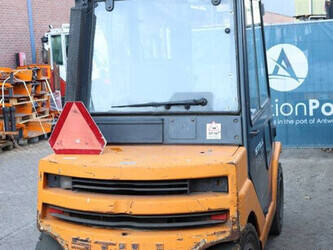 2003-still-r70-40-1425148-45582001