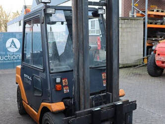 2003-still-r70-40-1425148-45582002