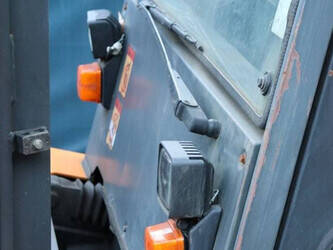 2003-still-r70-40-1425148-45582007