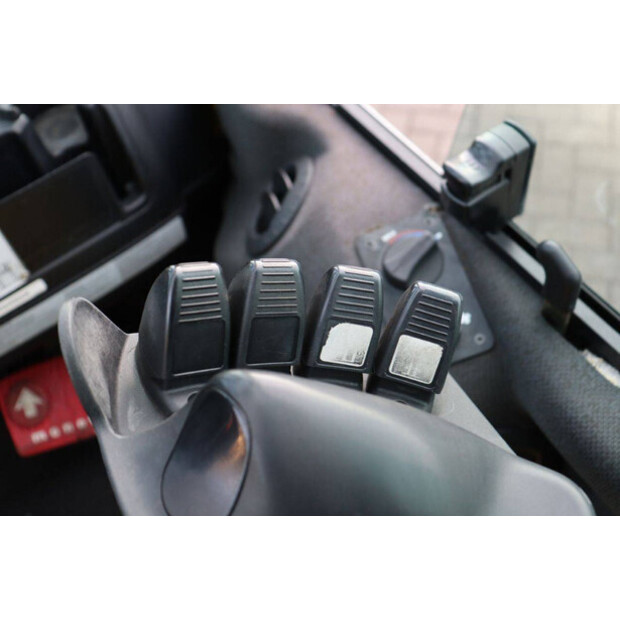 2015 Hyster H3.5FT-45582163