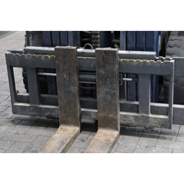 1994 كوماتسو FB25H-1E-45582296