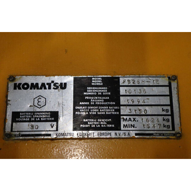 1994 كوماتسو FB25H-1E-45582306