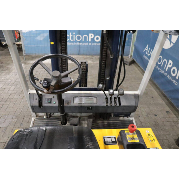 1994 كوماتسو FB25H-1E-45582308