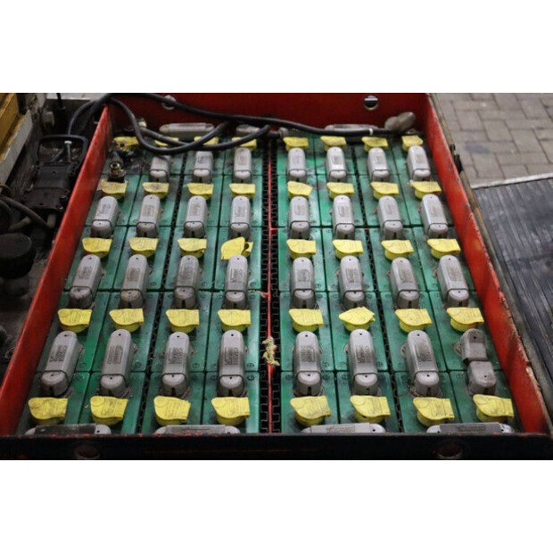 1994 كوماتسو FB25H-1E-45582322