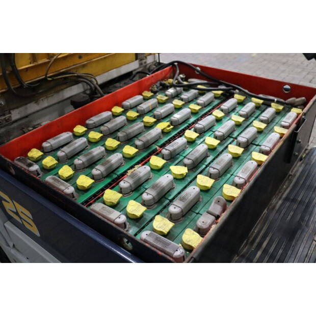 1994 كوماتسو FB25H-1E-45582323