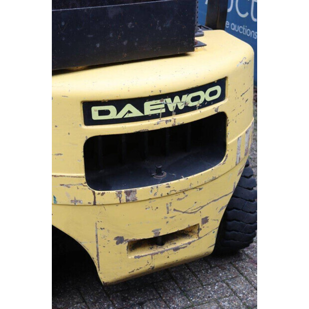 1998 Daewoo D25-3-45582386