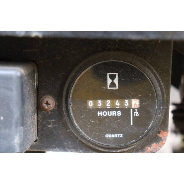 1998 Daewoo D25-3-45582398