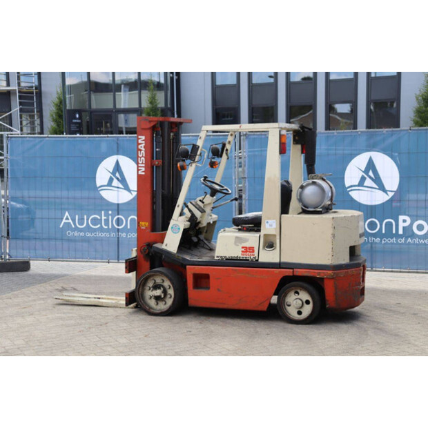 1995 NISSAN KCUGH02F350-45582544