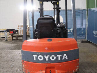 2003-toyota-7fbmf16-1425176-45582889