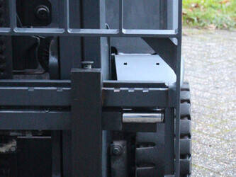 2017-linde-e16c-02-1425184-45583113