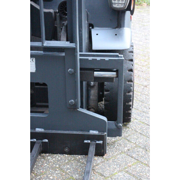 2017 Linde E16C-02-45583171