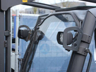 2017-linde-e16c-02-1425186-45583173